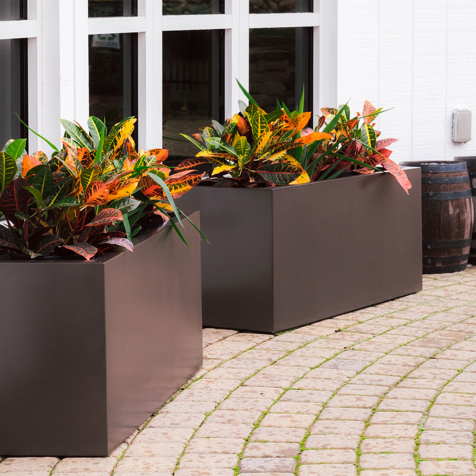 Large exterior plant pots